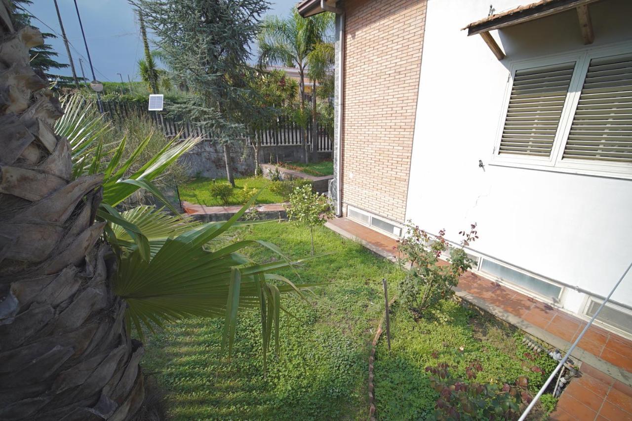 Etna Rooftop Apartment Pedara Exterior photo